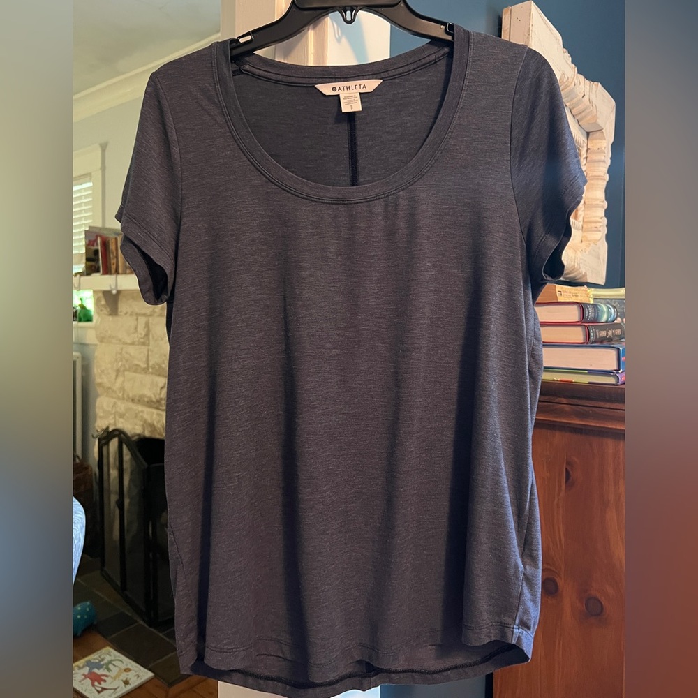 EUC Athleta Heather Blue tee size S